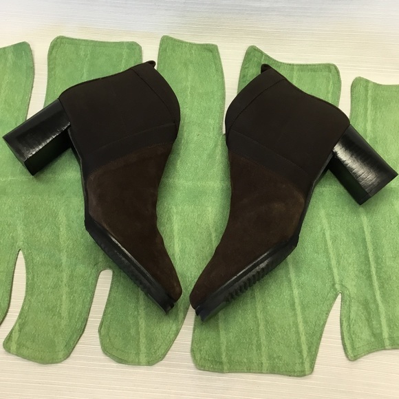 Stuart Weitzman Brown Slide On Booties - Picture 3 of 8